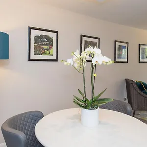 The Mews, York Place By Serviced , Harrogate United Kingdom